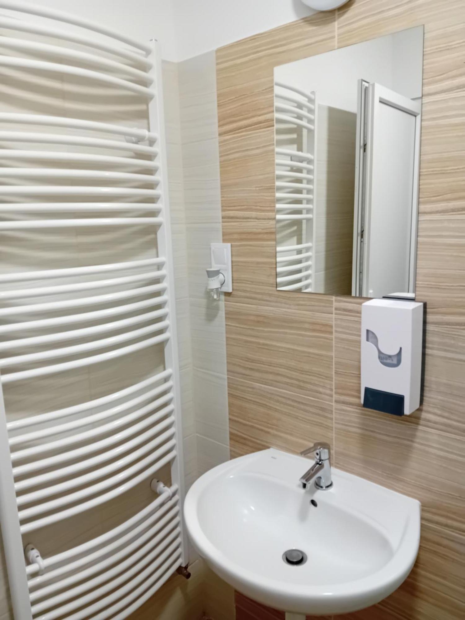 Tenisz Panzió - Baja Exterior foto